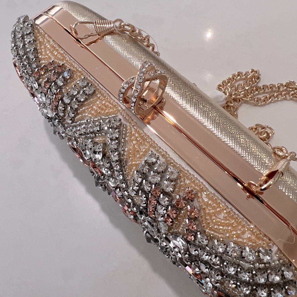 Nina Crystal Embellished Minaudiere Gelsey Clutch/Crossbody Chain Bag - Picture 7 of 15
